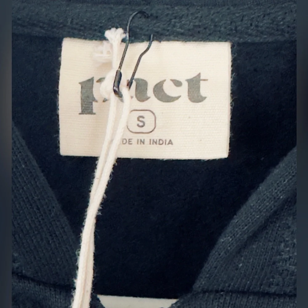 pact Gender Neutral Black One for all Zip Front 100% Organic Cotton Hoodie   NWT - Picture 9 of 11
